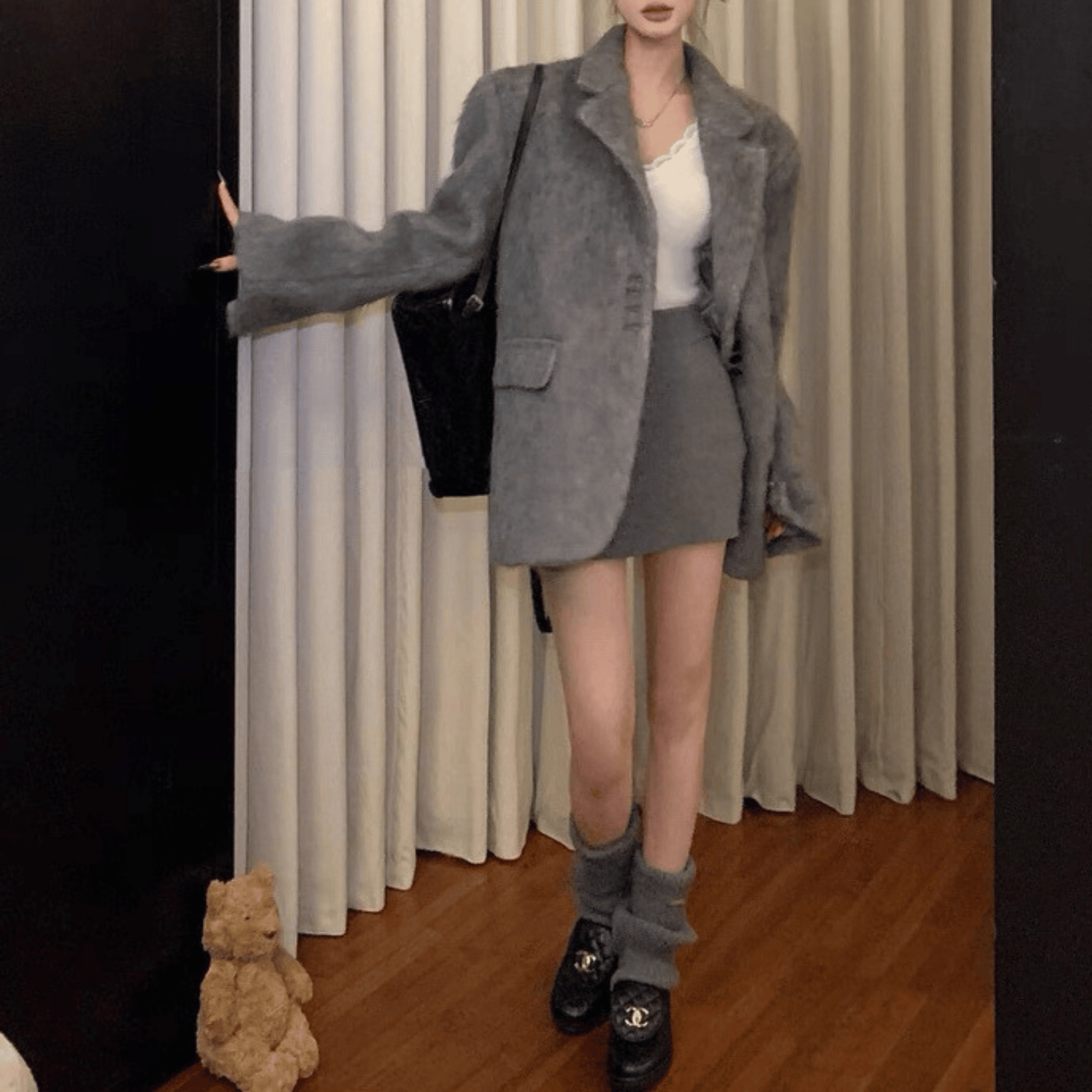 TAYLOR Coat
